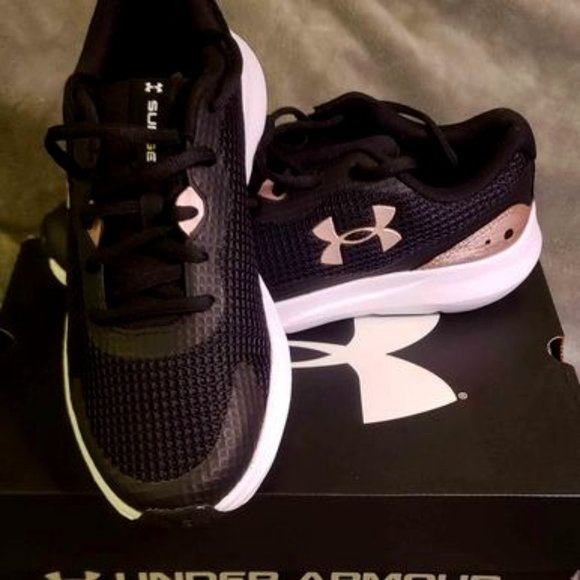 Under Armour Size 10 Woman's Surge 3 - Rose Gold/Black - Picture 1 of 1